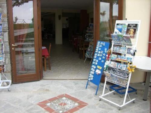 Evridiki Hotel Vergina Buitenkant foto