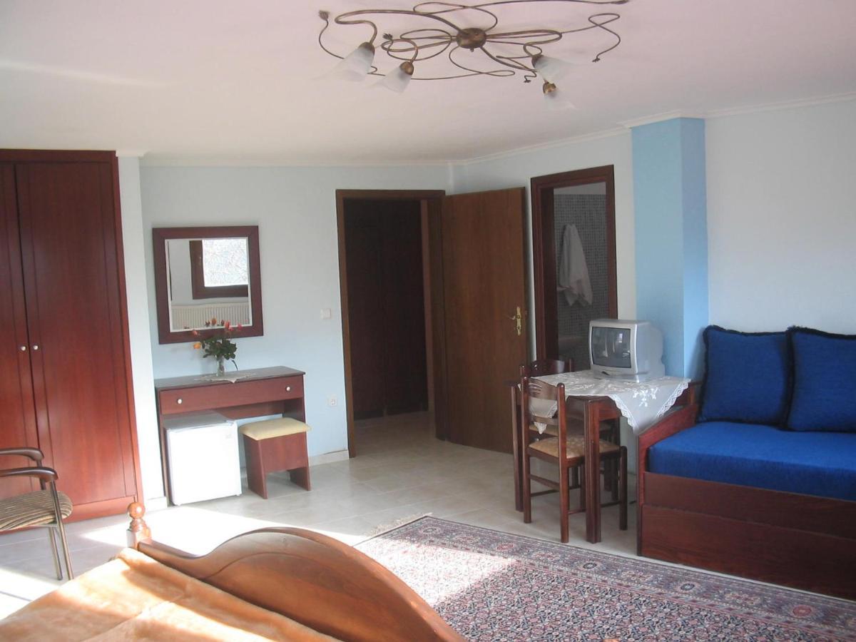 Evridiki Hotel Vergina Buitenkant foto